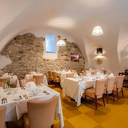 Bellevue Ξενοδοχείο 4*